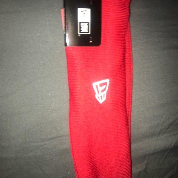 Red supreme headband - Picture 2 of 4